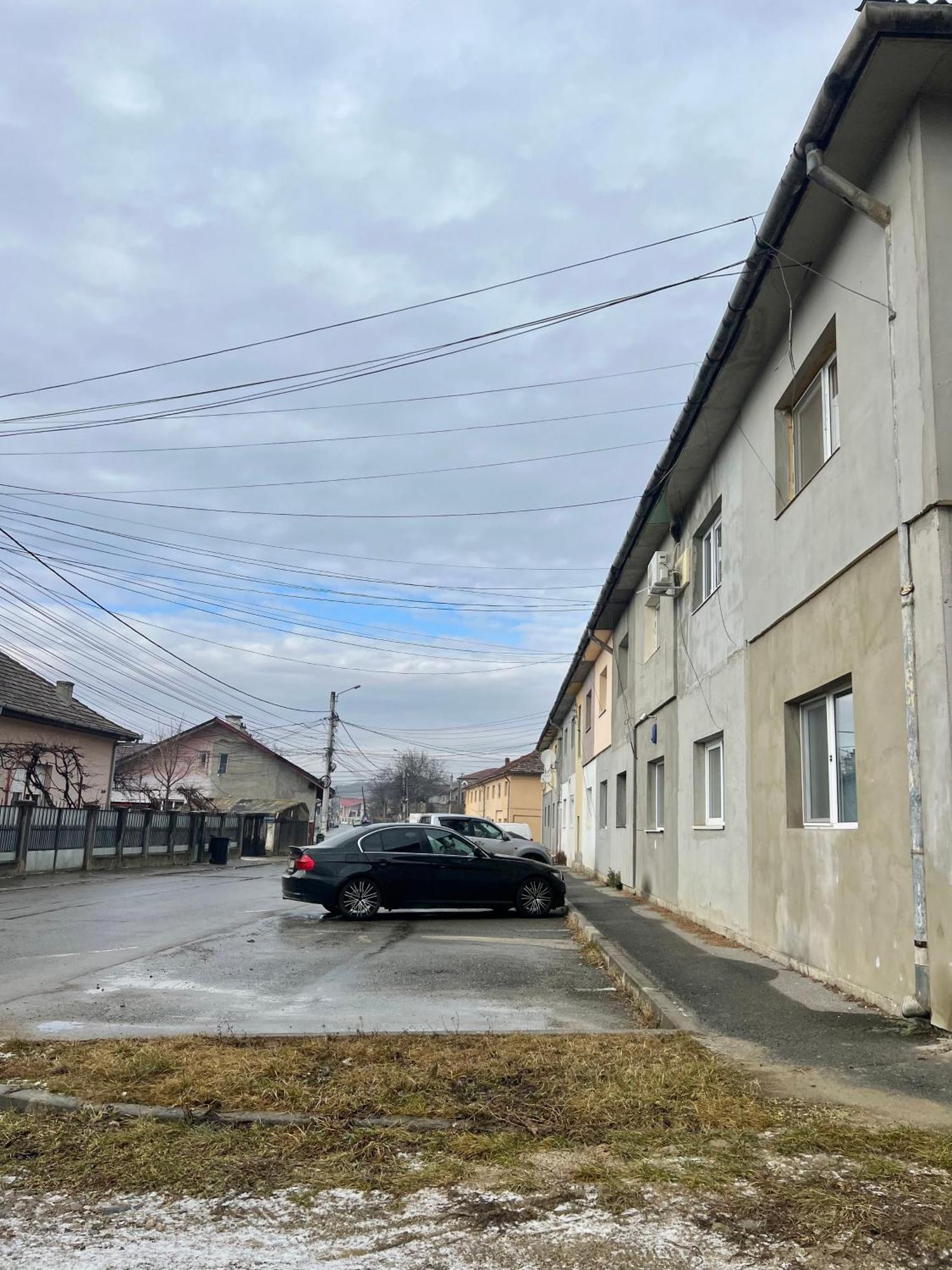 Salt Mine Retreat - Free Parking Apartment Turda Exterior photo